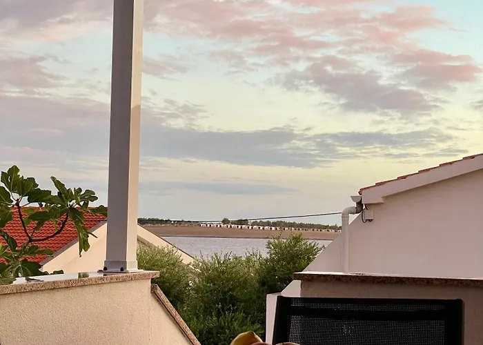 House Susec ポヴリャナ